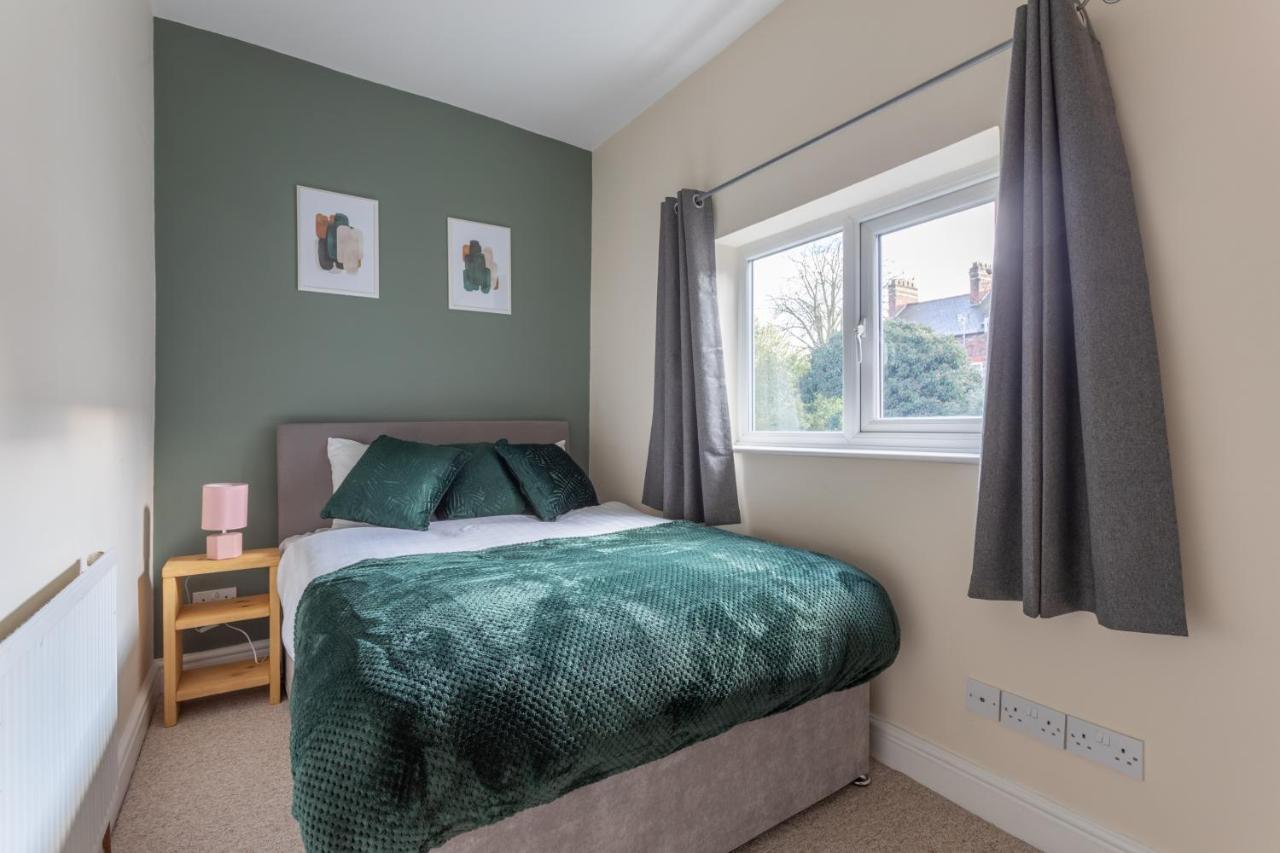 Milton Stays - Cosy 2 Bed House, 15 Min Walk To York City Center, For Up To 6 - With Period Features, Fireplace, Superfast Wi-Fi, Private Garden, Free On Street Parking Экстерьер фото