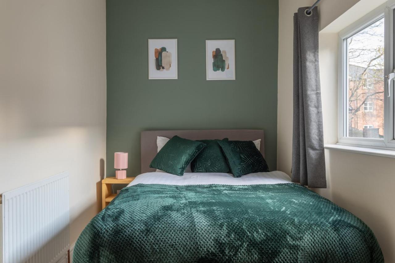 Milton Stays - Cosy 2 Bed House, 15 Min Walk To York City Center, For Up To 6 - With Period Features, Fireplace, Superfast Wi-Fi, Private Garden, Free On Street Parking Экстерьер фото