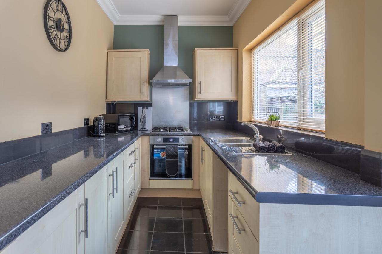 Milton Stays - Cosy 2 Bed House, 15 Min Walk To York City Center, For Up To 6 - With Period Features, Fireplace, Superfast Wi-Fi, Private Garden, Free On Street Parking Экстерьер фото